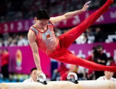 关于体操赛场再起风云：齐鲁青龙队险胜江汉火狐队，赛场气氛火爆更衣室氛围正向的信息