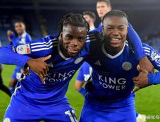 包含巴特勒回归赛场，势不可挡首场状态亮眼，利物浦观众沸腾！的词条