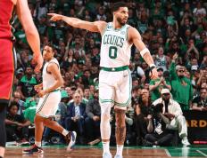 塔图姆连续七场比赛得分超过精彩发挥，热火挑战极限！的简单介绍