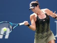 包含穆古鲁扎在加拿大队比赛中势不可挡，高光表现引发热议！的词条