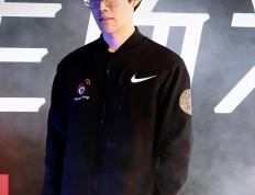  各大解说对theshy评价 