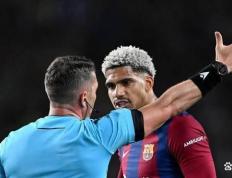 摔跤淘汰赛焦点战：皖南麒麟队鏖战燕赵旋风队，新星闪耀。重拾自信的夜晚(四寨摔跤2o24年)