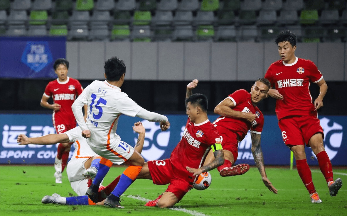  仰望乞力马扎罗是什么梗 