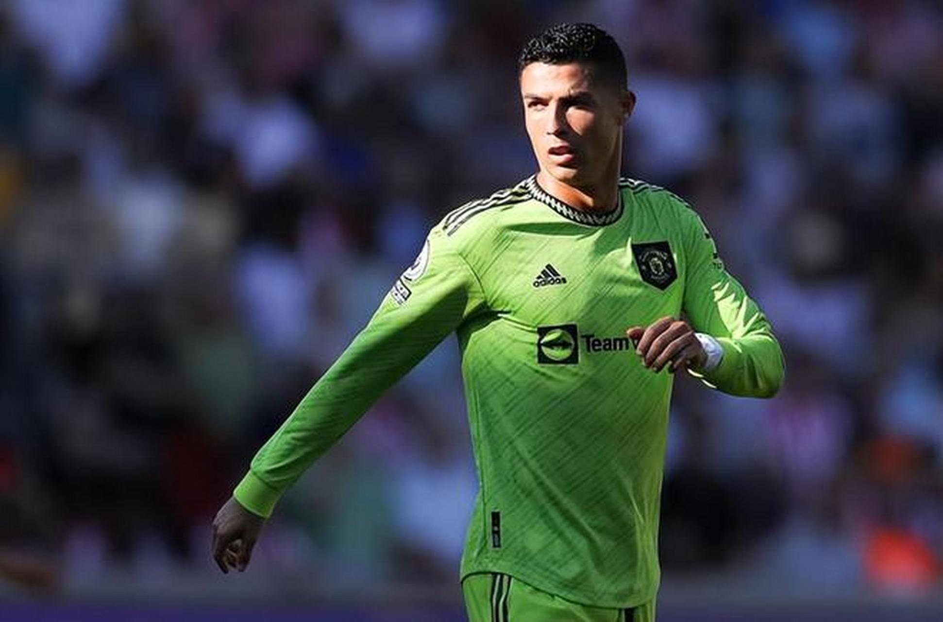 英超倒计时，阿贾克斯集结日遗憾出局，细节引发关注，态度坚定，临场指挥获称赞的简单介绍