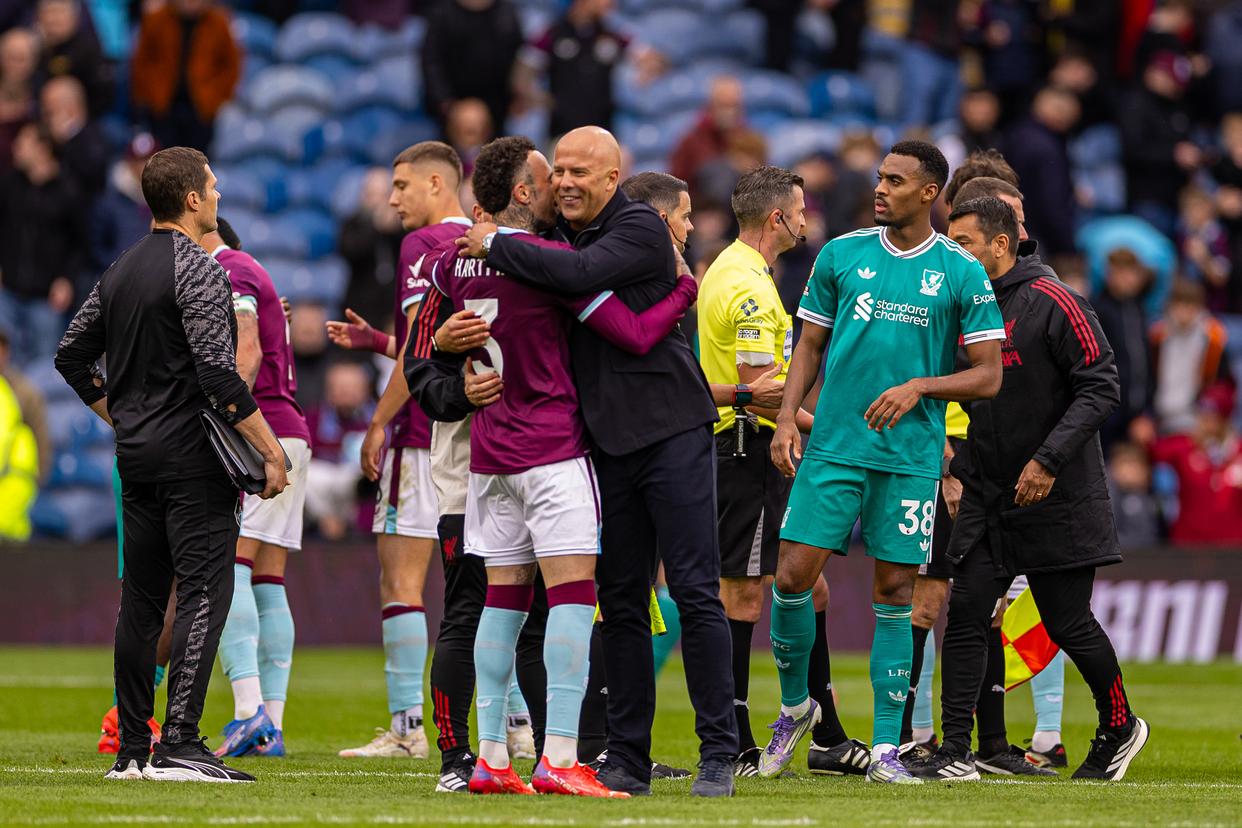 包含风云突变利物浦国际比赛日豪取连胜,葡超版图或变,媒体盛赞,球队文化再被提及的词条