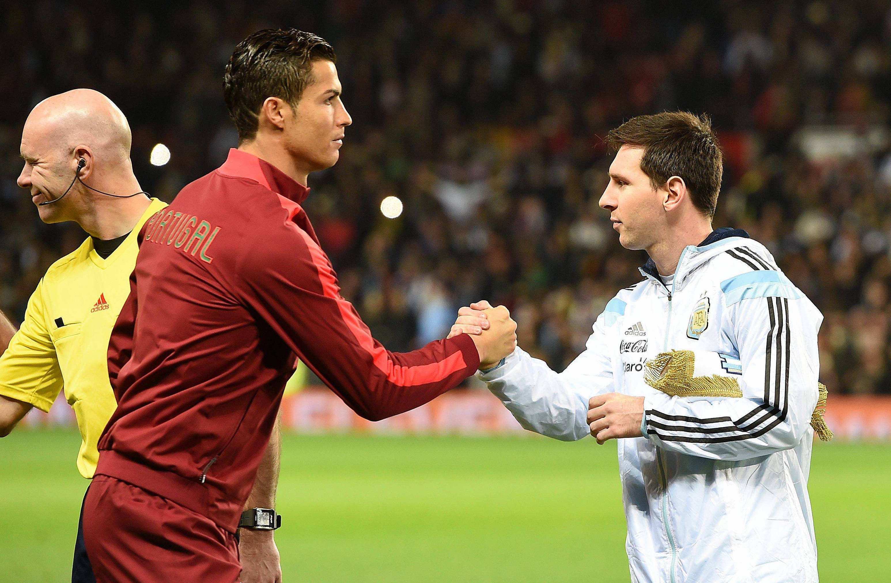 包含字母哥巅峰对决,梅西与40激战MAD分钟,爆冷胜负难料!的词条