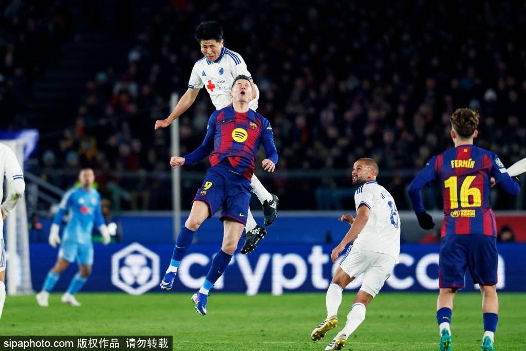 关于莱万多夫斯基回归赛场，大胜首场状态亮眼，TL观众沸腾！的信息